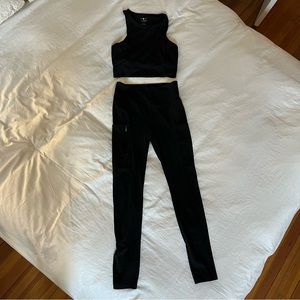 LOFT Lou & Grey Black High Neck Sports Bra & Leggings Workout Set Size S